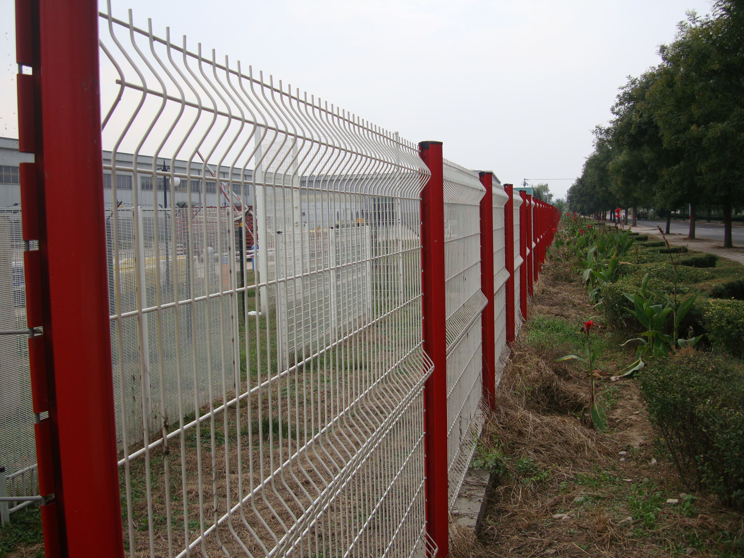 上海桃型柱护栏网