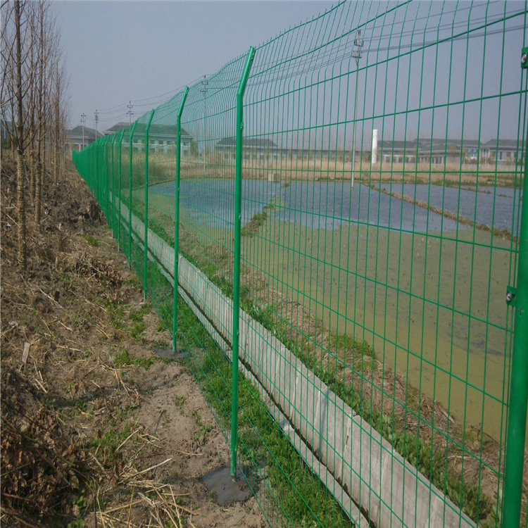 河道两侧隔离护栏网
