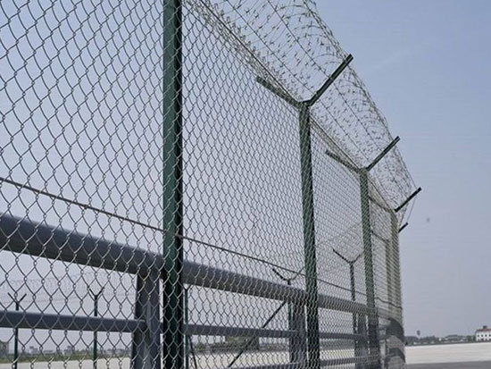 铝包钢机场隔离网